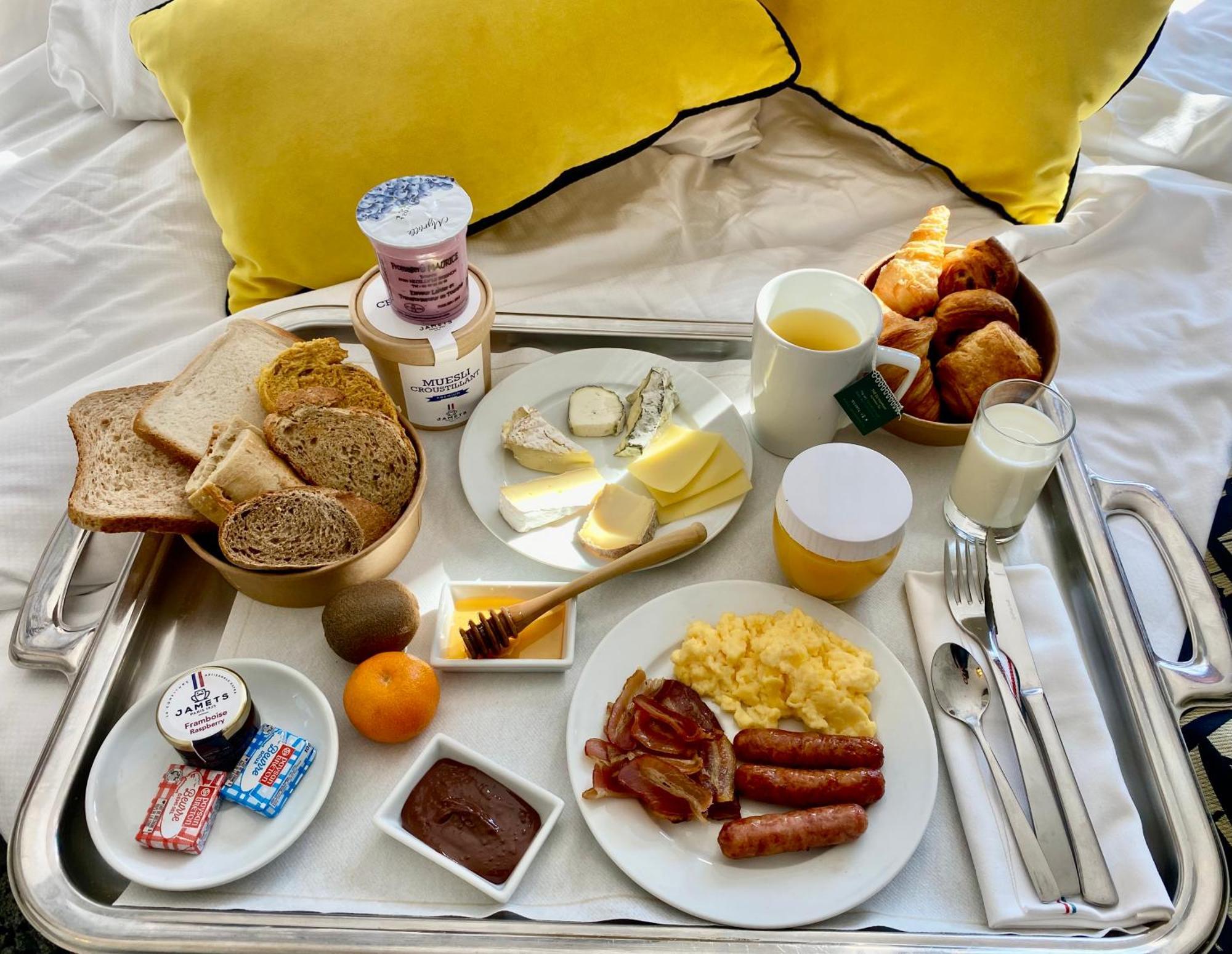 베스트웨스턴 플러스 호텔 콜베르 Châteauroux 외부 사진
